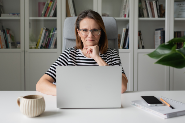 Ania Baron makijaż biznesowy